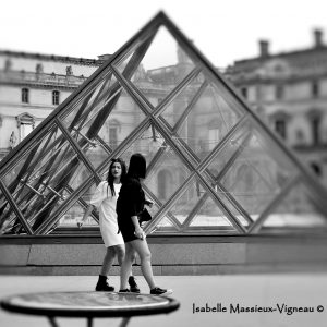 Pyramide du Louvre 2020