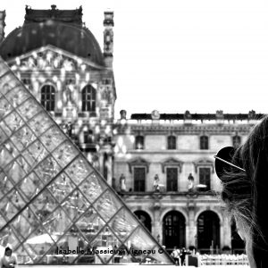 Louvre reflet Paris 2020
